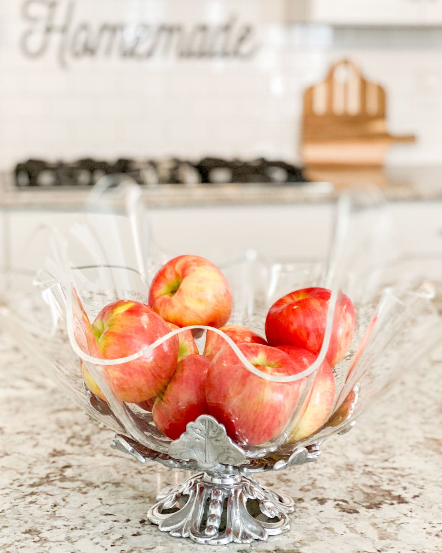 Fleur-De-Lis Stand Acrylic Bowl 14