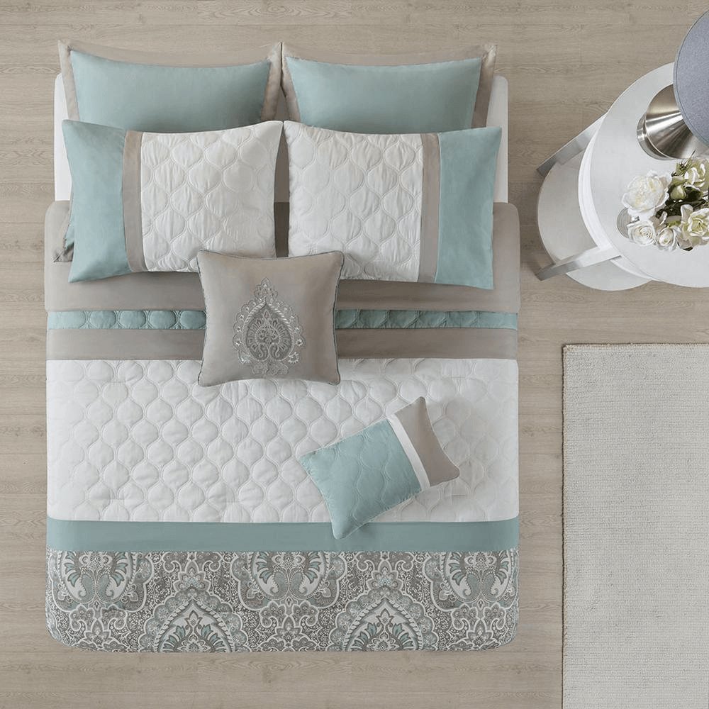 Luxurious 8-Piece Shawnee King Comforter Set