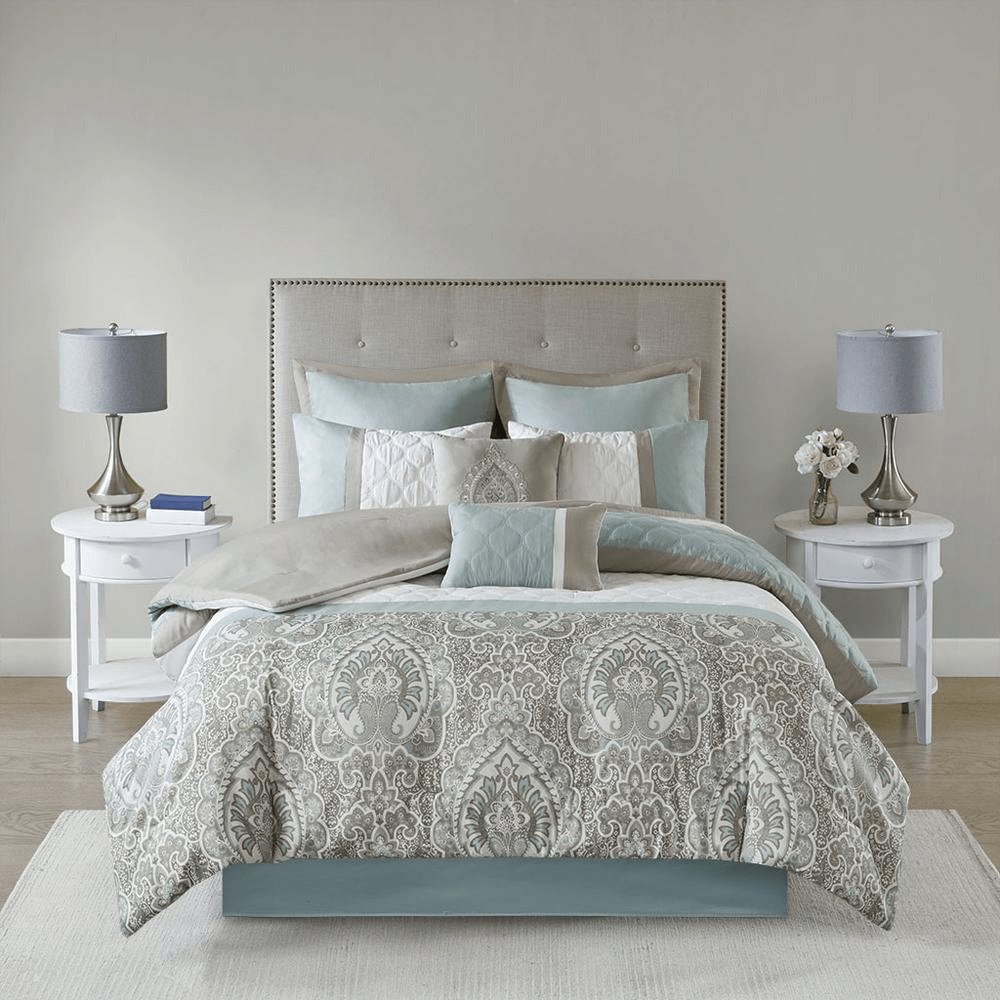 Luxurious 8-Piece Shawnee Comforter Set