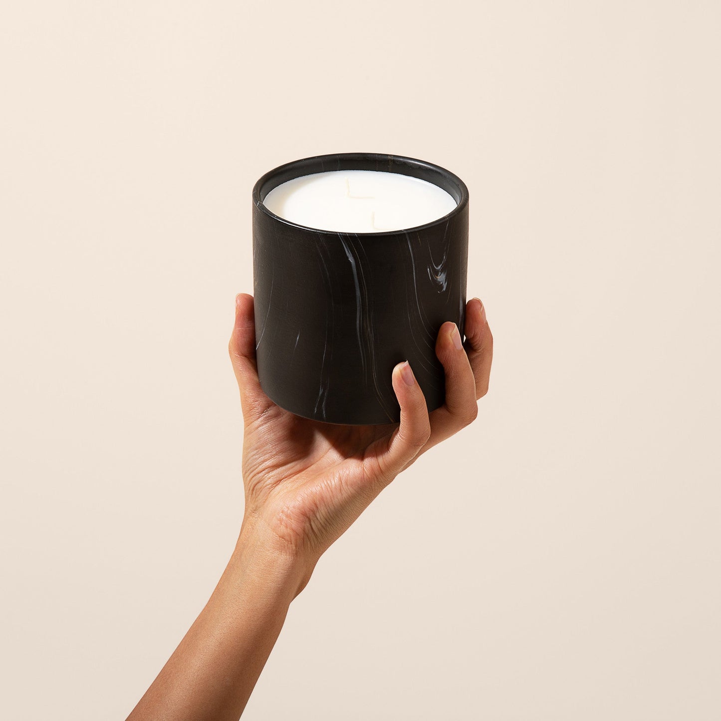 Passionate Fruit Black Marquina Candle 17oz